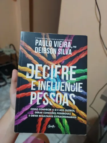 Livro Decifre e influencie pessoas
