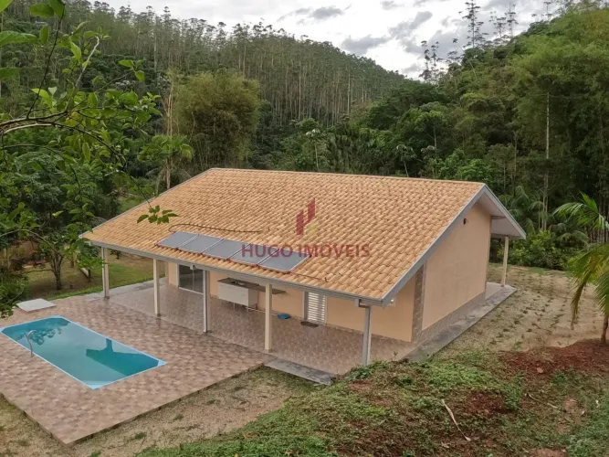 Chácara à venda em São Francisco Xavier-SP, bairro Montes Claros: 3 quartos, 1 suíte, 2 sa