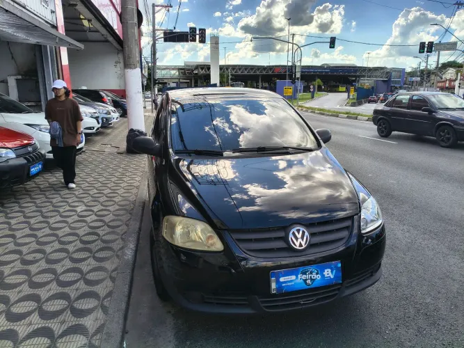 Volkswagen Fox Plus 1.0mi/ 1.0mi Total Flex 8V 3P 2008