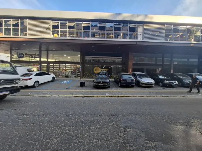 Loja para Locação em Teresópolis, Várzea, 1 banheiro