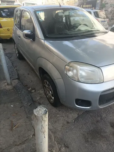 Fiat Uno Vivace Celeb. 1.0 EVO F.flex 8V 5P 2012