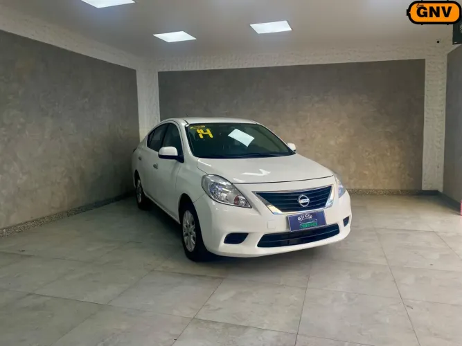 Nissan Versa SV 1.6 16V Flexstart 4P Mec. 2014