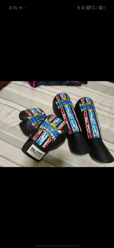 Luvas e Caneleiras Muay Thai