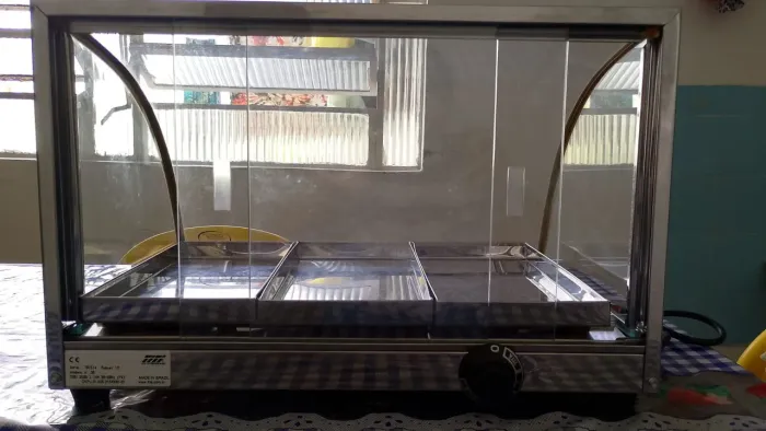 Estufa térmica para salgados.