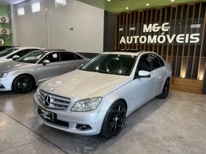 Mercedes-Benz C-180 Kompressor Classic 1.6 16V Aut. 2010