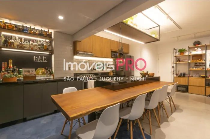 Lindo apartamento reformado na Vila Madalena !