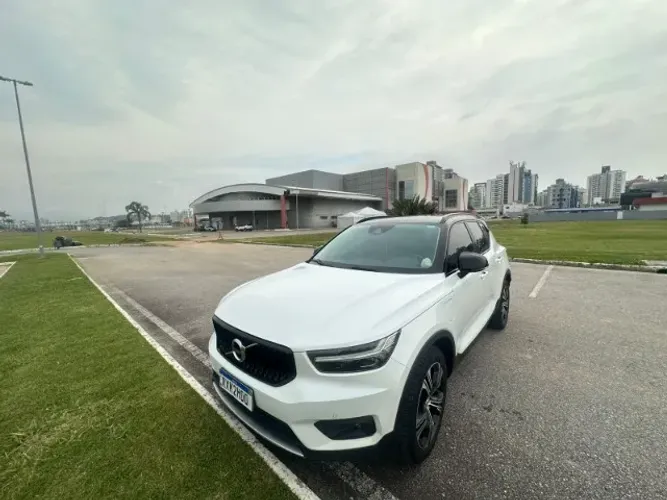 Volvo XC40 XC 40 T-5 Híbrido Inscription 1.5 FWD 2022