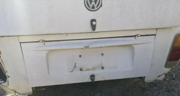 Tampa do Motor Kombi 1998 ( original )
