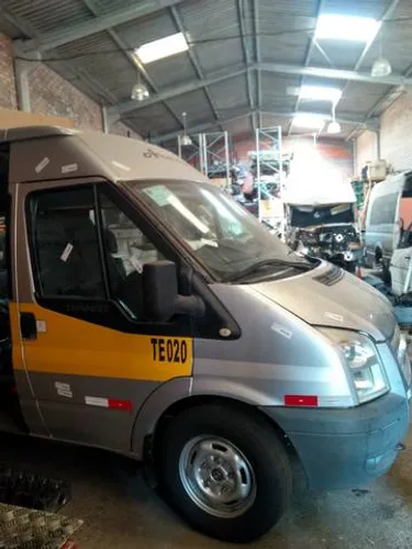 Ford Transit Sucata somete para retirada de peças