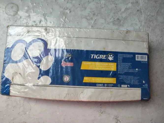 Quadro de Distribuição Tigre Slim 16 Pólos