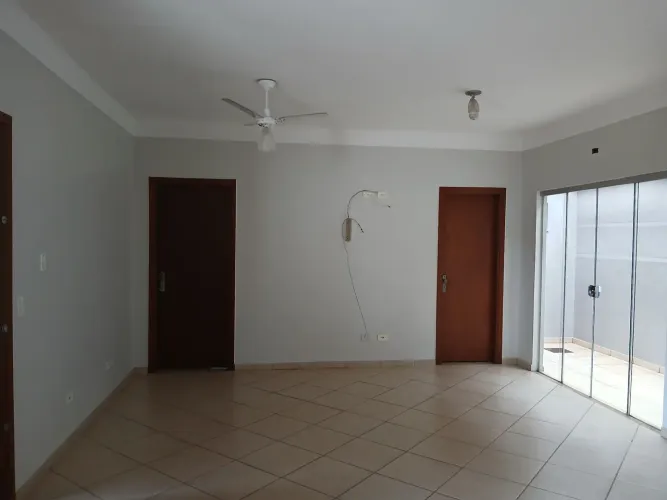 Casa - vila bandeirantes