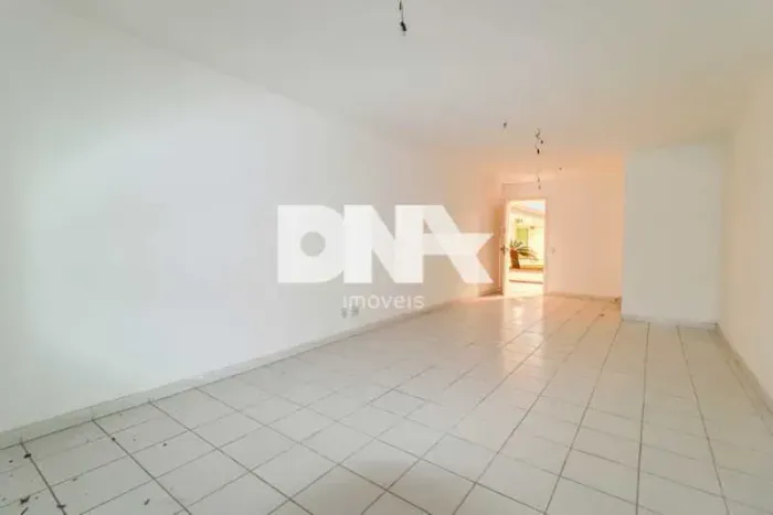 Sala-À VENDA-Recreio dos Bandeirantes-Rio de Janeiro-RJ