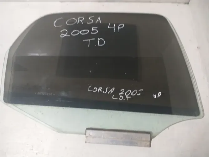 Vidro traseiro direito GM/Corsa 2005 4p