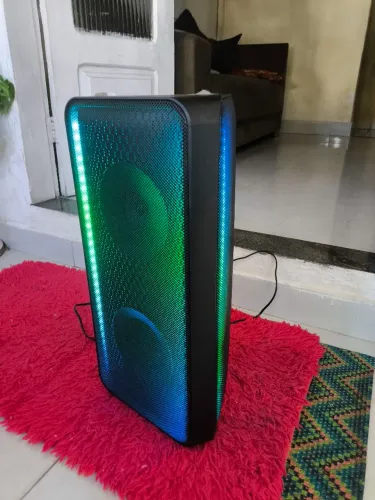 Caixa de Som Bluetooth com Iluminação RGB