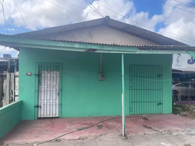 VENDE-SE UM IMÓVEL (ÁREA COMERCIAL) NO BAIRRO NOVA BRASÍLIA. 
