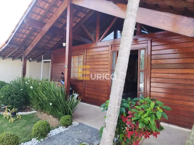 Casa em Condomínio à Venda em Sorocaba - 4 Quartos, 2 Salas, Lazer Completo