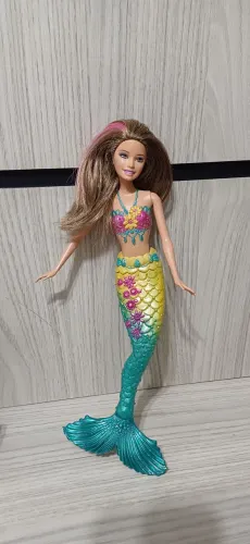 Boneca Sereia Barbie