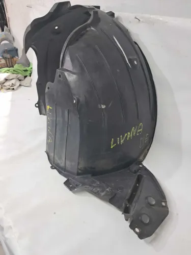 Parabarro Dianteiro Nissan Livina Le