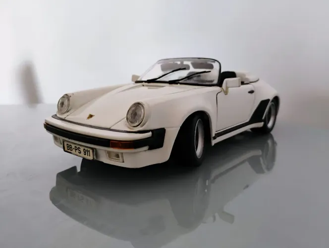 PORSCHE 911 SEEDSTER 1989 MAISTO