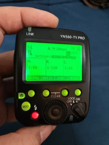 Radio Flash Yongnuo YN560-TX PRO (CANON)