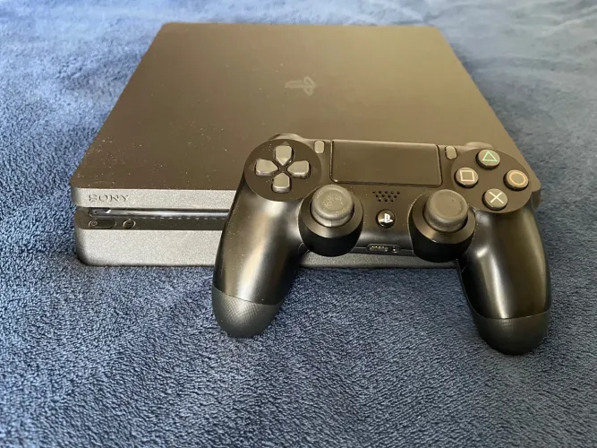 PlayStation 4 - Console, Controle e JOGOS