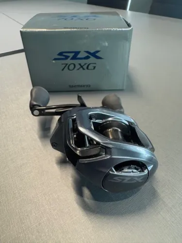 Carretilha de pesca Shimano SLX 70XG - Direita - Lançamento!!