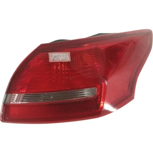 Lanterna Traseira dir Ford Focus Sedan 2017 2018 2019 original 