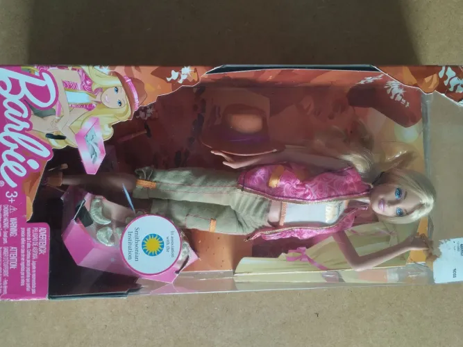 Boneca Barbie - Coleção Smithsonian