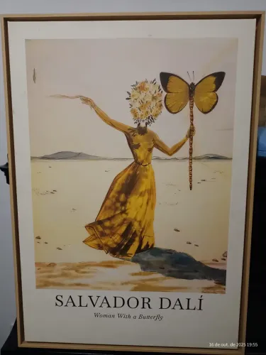 Quadro Decorativo Salvador Dalí Woman With a Butterfly