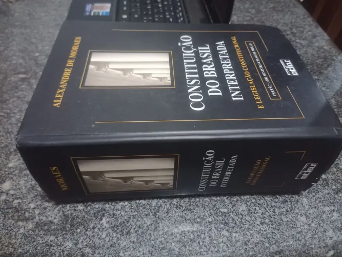Constituição do brasil<br><br>interpretada e legislação constitucional<br>por Alexandre de Moraes
