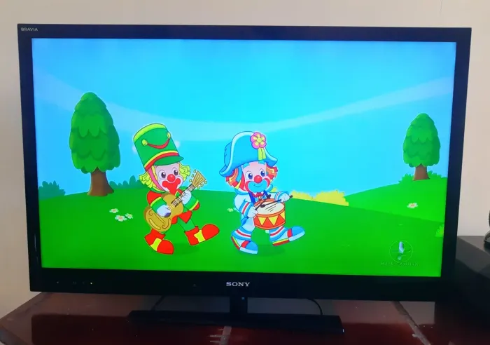 TV Sony led 40 polegadas Full HD. Perfeita! Imagem e som impecáveis.
