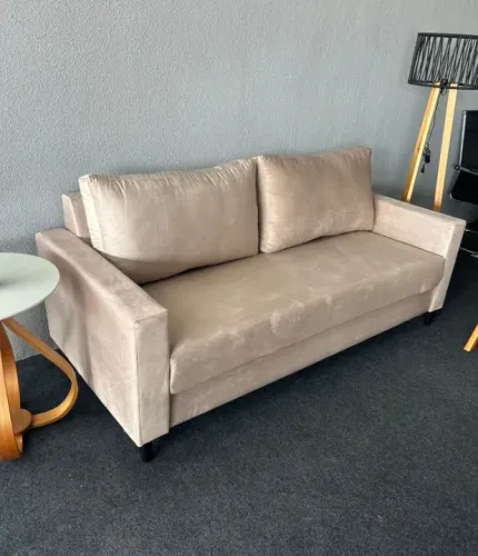 Sofá Elegante de 3 Lugares 1,94 Metros (ENTREGAS EM ATÉ 24h)