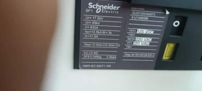 DISJUNTOR SCHINEIDER 630 A SF 1
