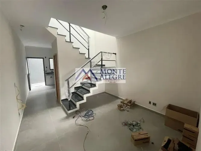 Sobrado à venda na Vila Babilônia com 99 m² e 3 dormitórios/quartos disponíveis.