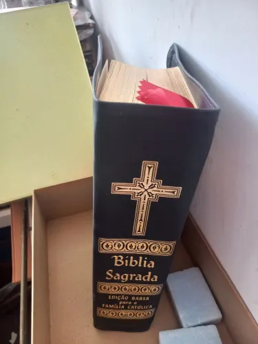 Bíblia Sagrada Edição Barsa para a Família Católica