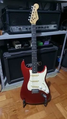 Guitarra Menphis by Tagima Stratocaster antiga