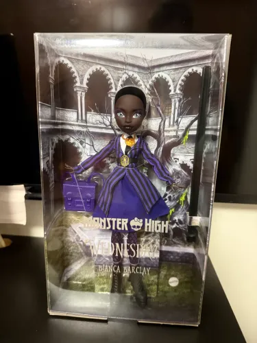 (Lacrada) boneca monster high bianca barclay wednesday wandinha