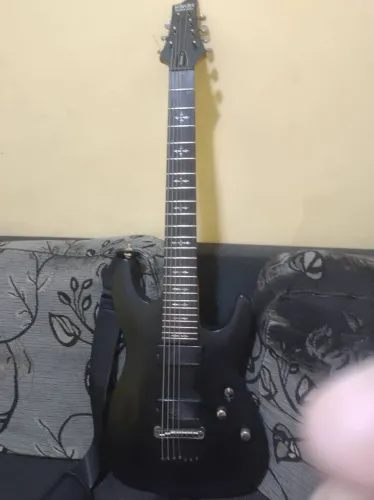 Guitarra Schecter 7 Cordas Preta