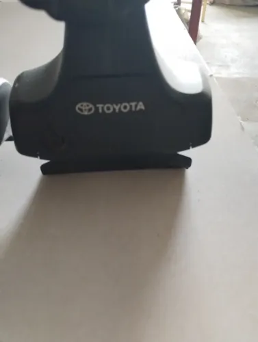 Vendo Rack travessa Toyota Hillux 2018/2019. Rack novo. Aceito troca em Baú Bagageiro