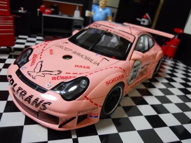 Porche auto art 1/18