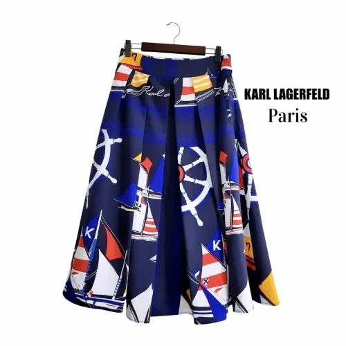 Saia Plissada Tamanho G ( KARL LAGERFELD)   Italiana.