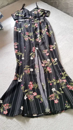 Vestido com fenda