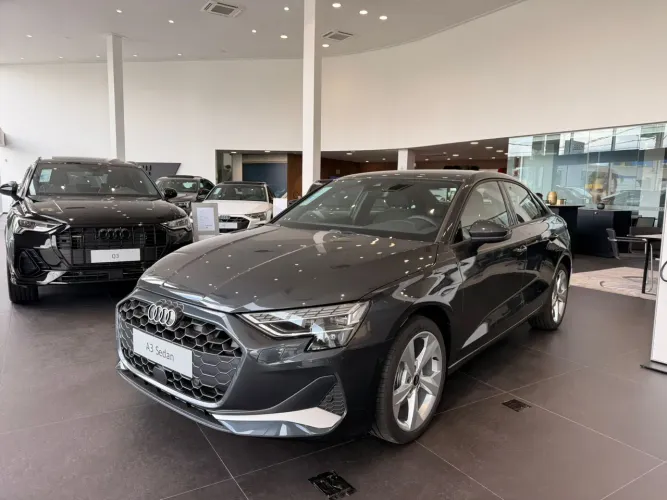 Audi A3 Sedan Advance 2.0 TFSI S-tronic 2025