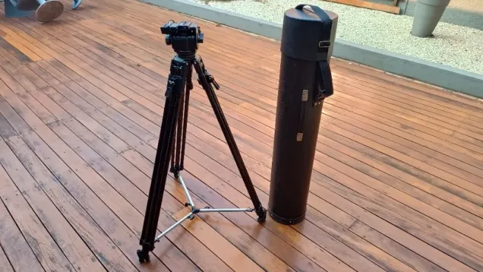 Tripé Manfrotto 503 (Usado)