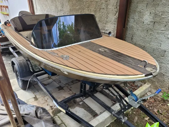 Lancha 4 metros voadeira