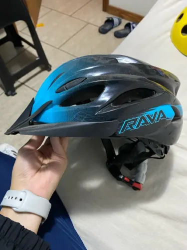 Capacete RAVA para Ciclismo