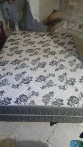 Cama box casal