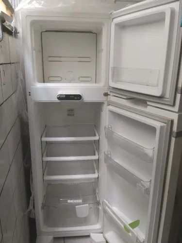 Geladeira Consul