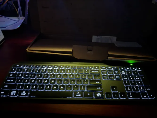 Teclado Logitech MX KEYS S