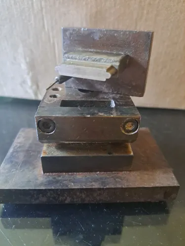 Matriz para corte de placa de pulseira infantil